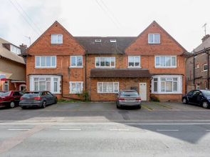 Manor Lodge Apartments