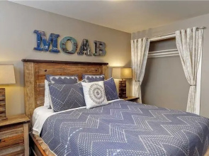 Purple Sage Flats #5 1 Bedroom Apts