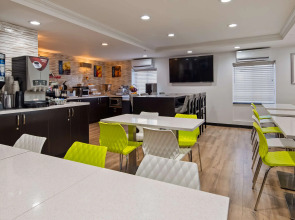 Best Western JFK Airport Hotel