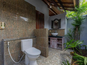 The Tanis Beach Resort Nusa Lembongan