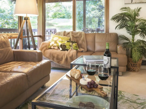 Botanica Retreat - Village Spa & Stay