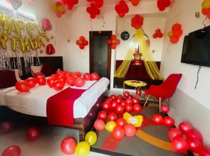 The Swarnim Hotel And Banquet