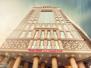 Violet Al Azizia Hotel