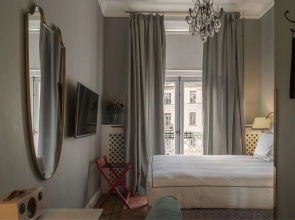 The Sparrow Hotel