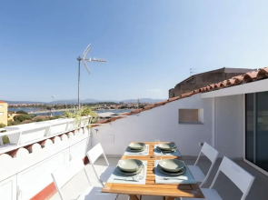Romantic Apartment with Terrace by Wonderful Italy