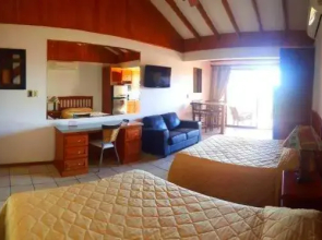 Flamingo Marina Resort Studio
