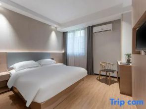 Yisu Qingju Hotel (Ningbo Beilun Xiaogang)