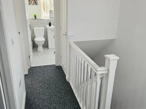 Stylish 3 Bed Home Parking City centre