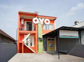 OYO 223 Penginapan Nabila Syariah
