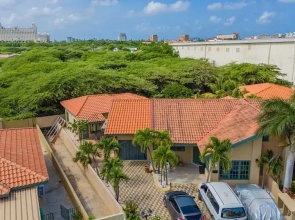 Newly Renovated Queen Bed Studio Loft Palmbeach