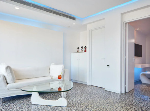 So Nice Beach Resort