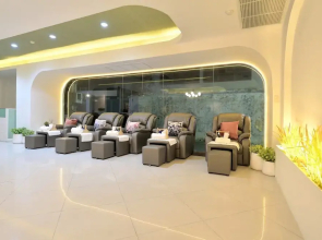 Tori Crown Hotel