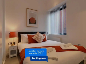 Apartment Sleeps 2 With Free Parking