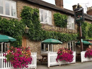 The Greyhound Inn Aldbury