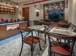 Little Saigon Boutique Hotel