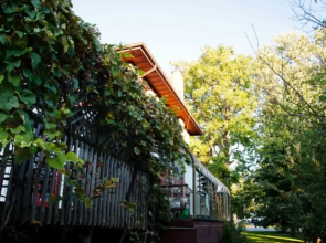 Homestead House Bed & Breakfast
