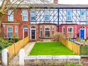 Rest&Recharge at Karma House (5-Bedroom, 8 beds, Free Parking)