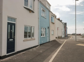 Quay Cottage - Sea View