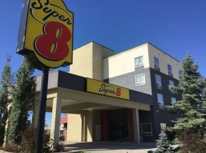 Super 8 Edson