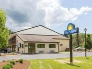 Days Inn Athens OH