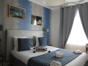 Regina Hotel