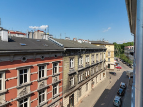 Colorful Apartment Kazimierz by Renters
