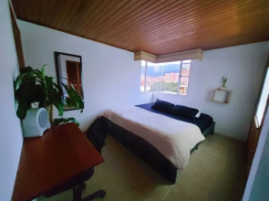 Elegant apartment with up to 4 people