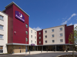 Premier Inn Bristol Cribbs Causeway - M5 J17