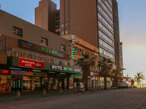 Metro Hotel Marine Parade