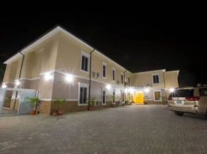 Ivana Residence Apartments and Suites