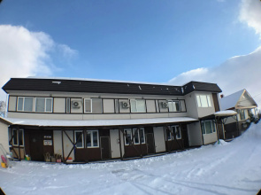 Tsuru Apartments