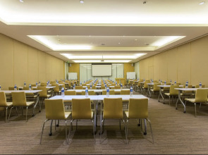 Ji Hotel Shanghai Oriental Pearl Tower