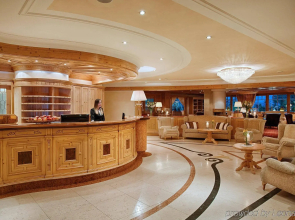 Alpenpalace Luxury Hideaway & Spa Retreat