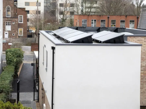 Elliot Oliver - Exquisite 2 Bedroom Apartment With Garden, Parking & EV Charger