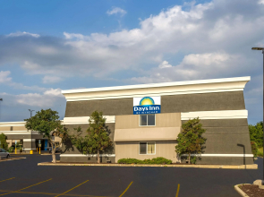 Days Inn by Wyndham Pleasant Prairie Kenosha