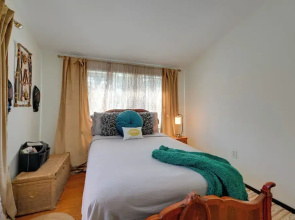 Garden Oasis Freeport Getaway < 7 Mi to Long Beach