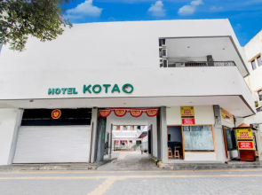 Collection O Jalan Slamet Riyadi Near Kampung Batik Kauman Formerly Hotel Grand Kota