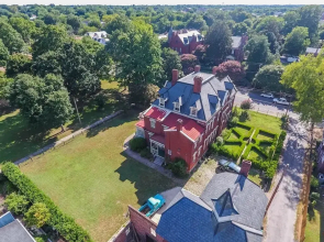 Wright Mansion - An Impressive Victorian Estate