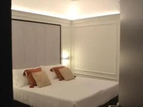 PALAZZO DELLE SIRENE Deluxe Apartment & Boutique Rooms