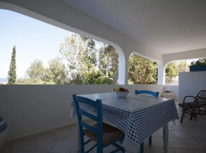 Villa Flora Studios & Apartments