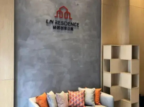 Lingju Chuangxiang Apartment