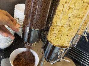 Holiday Inn Express Jakarta International Expo by IHG