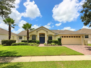 Highlands Reserve Golf & Country Club - 321 Birkdale Street