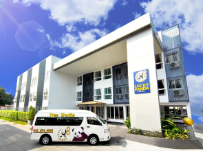 Lucky Panda Hotel
