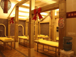 Xianning Hot Spring Valley Resort