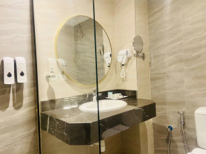 Golden Tulip Deira Hotel