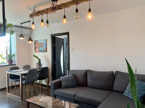 Nosen Asime Apartment