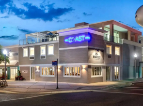 Coast Rehoboth Beach Tapestry Collection By Hilton