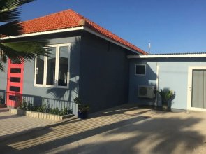 E Cas di Zoë Studios
