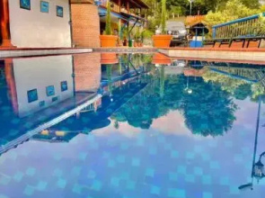 Castillo de Cascadas Finca Hotel
